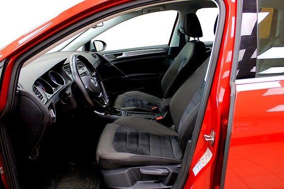 Volkswagen Golf Alltrack 7 of 23