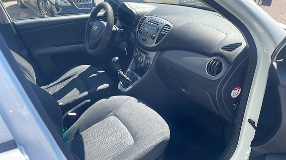 Hyundai i10 9 of 11