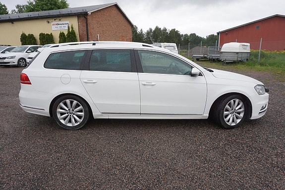 Volkswagen Passat 4 of 5