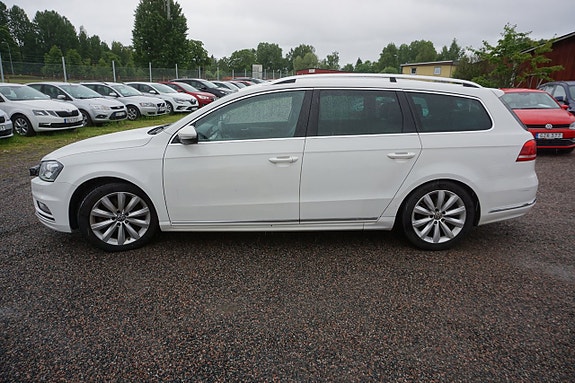 Volkswagen Passat 3 of 5