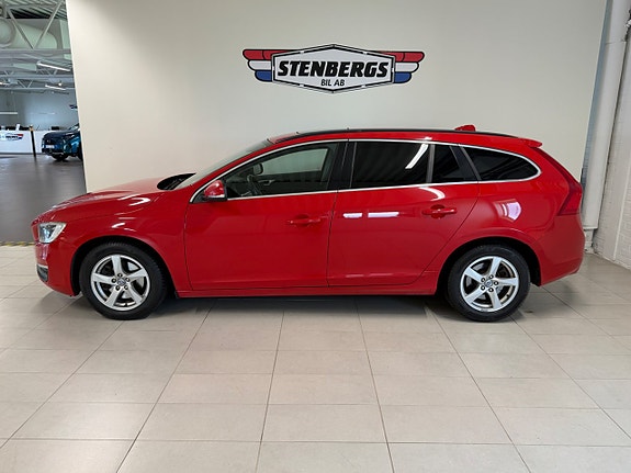 Volvo V60 2 of 5