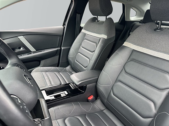 Citroen C4 X 8 of 15