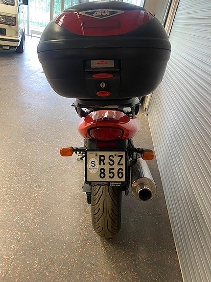 Triumph Sprint 955i RS 4 of 4