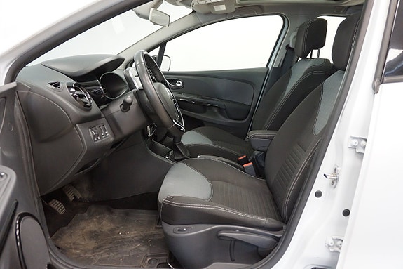 Renault Clio 6 of 17