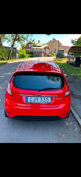 Ford Fiesta 4 of 5
