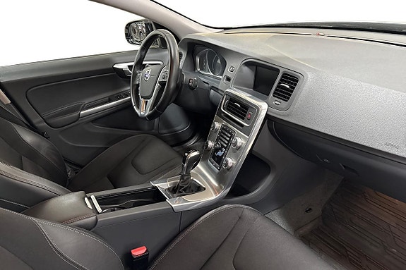 Volvo V60 Cross Country 19 of 21