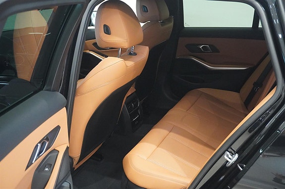 BMW 330e 7 of 19