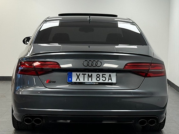 Audi S8 17 of 26