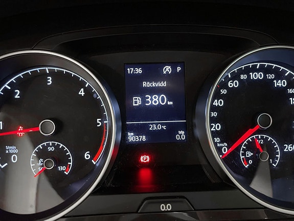 Volkswagen Golf Alltrack 13 of 14