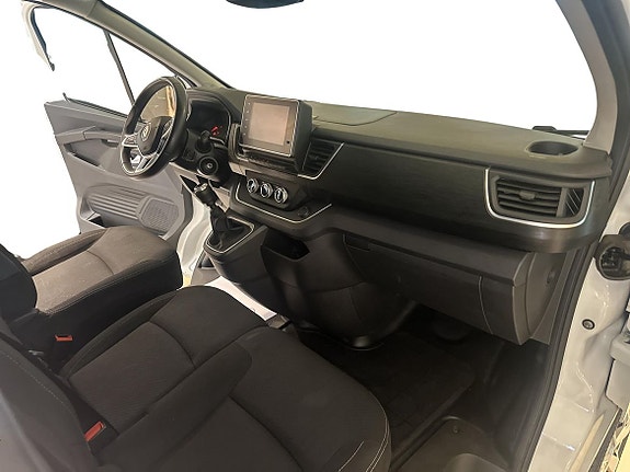 Renault Trafic 8 of 13