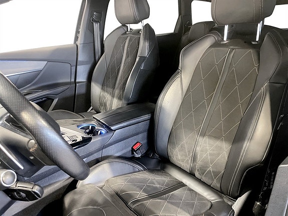 Peugeot 5008 5 of 5