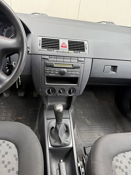 Skoda Fabia 11 of 13