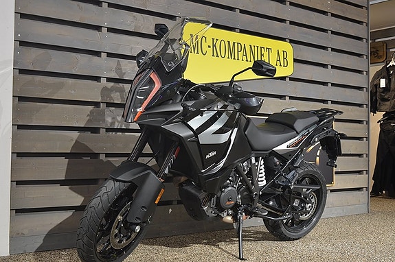 KTM 1290 Super Adventure S 3 of 5