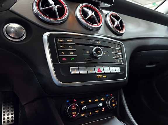 Mercedes-Benz CLA220 d 11 of 21