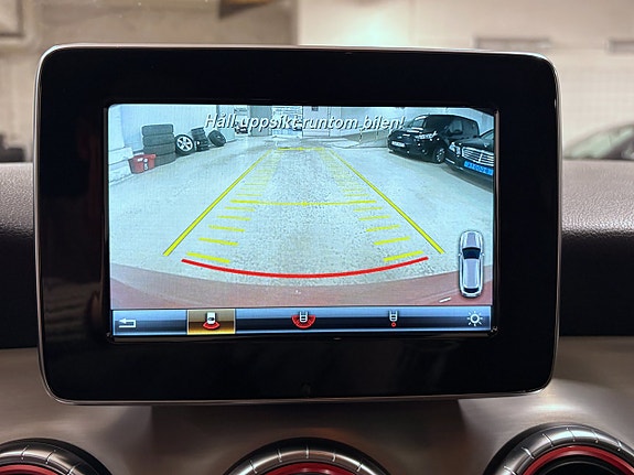 Mercedes-Benz CLA220 d 9 of 21