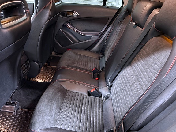 Mercedes-Benz CLA220 d 12 of 21
