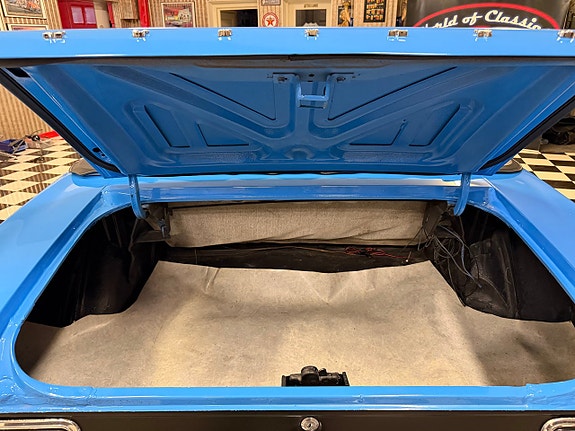 Ford Mustang 15 of 21