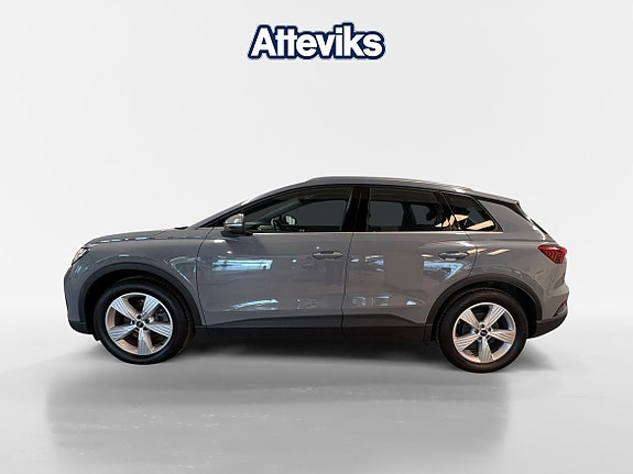 Audi Q4 e-tron 6 of 17