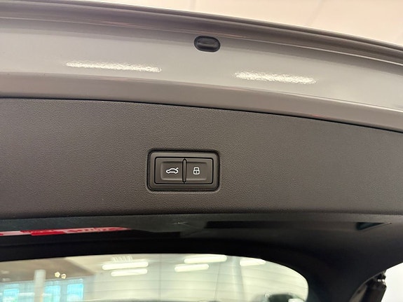 Audi Q4 e-tron 16 of 17