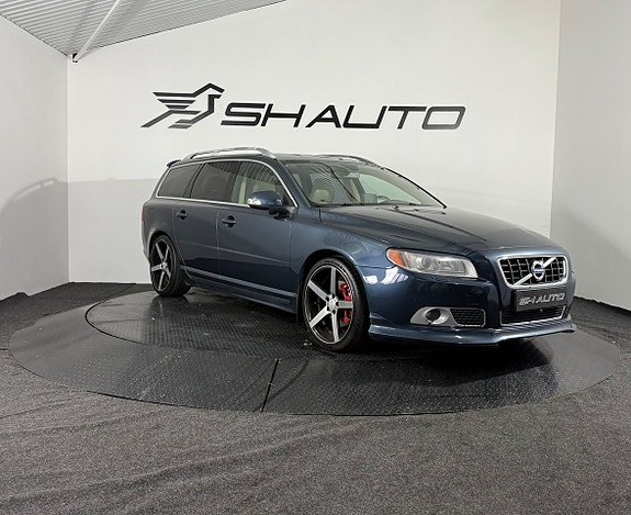 Volvo V70 3 of 14
