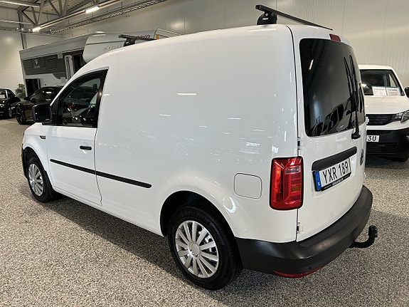 Volkswagen Caddy 2 of 5