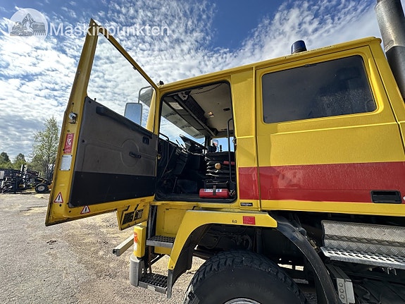 Brandbil Volvo F12 intercooler 4x4 Dubbelhytt 9 of 27
