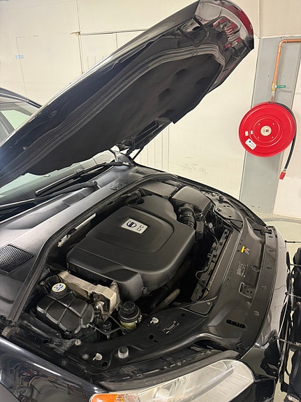 Volvo XC70 3 of 5