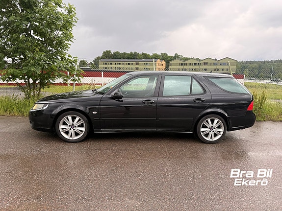 Saab 9-5 3 of 5