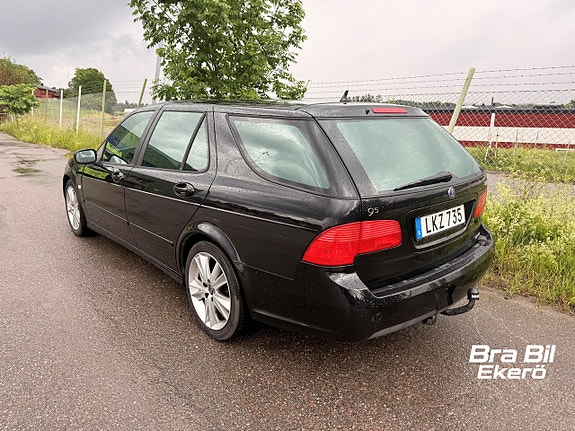 Saab 9-5 4 of 5