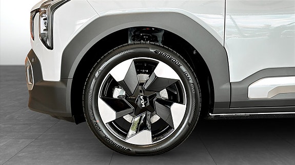Kia EV2 9 of 13
