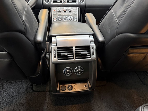 Land Rover Range Rover 8 of 19