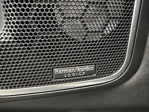 Land Rover Range Rover 17 of 19