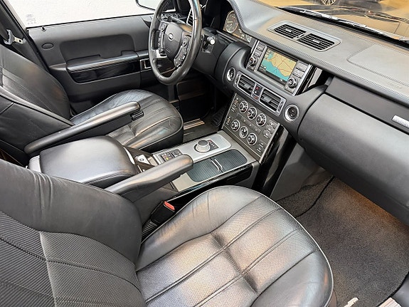 Land Rover Range Rover 11 of 19