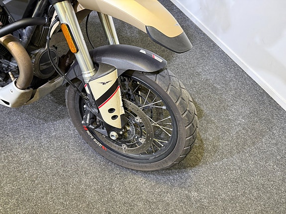 Moto Guzzi V85 TT Travel 5 of 5