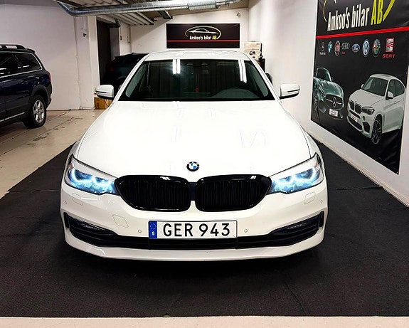 BMW 520d 4 of 5