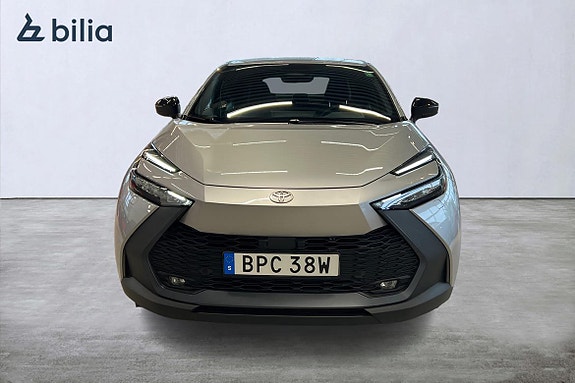 Toyota C-HR 6 of 22