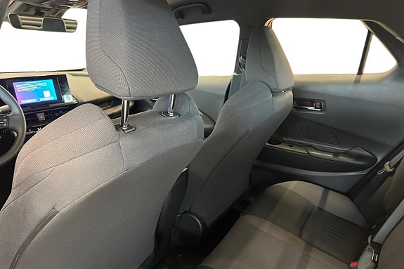 Toyota C-HR 8 of 22