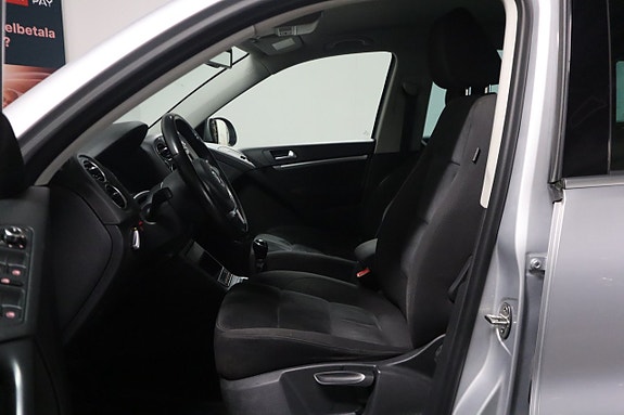 Volkswagen Tiguan 8 of 25