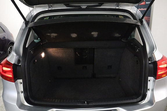 Volkswagen Tiguan 13 of 25