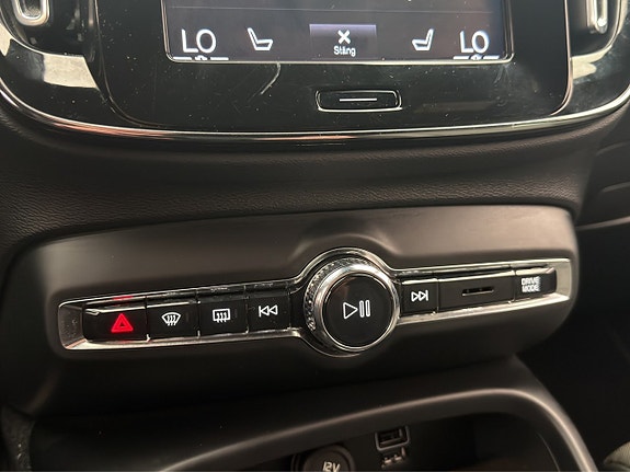 Volvo XC40 21 of 30