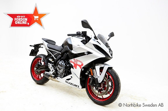 Suzuki GSX8R 3 of 10