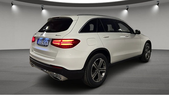 Mercedes-Benz GLC250 d 3 of 5