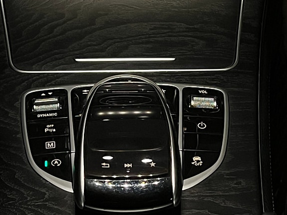 Mercedes-Benz GLC250 d 8 of 9
