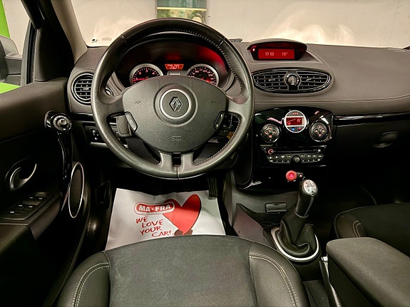 Renault Clio 7 of 14