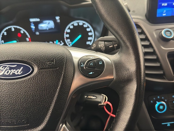 Ford Transit Connect 19 of 29