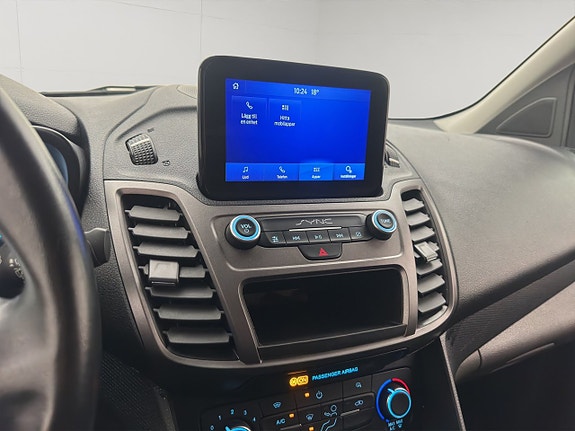 Ford Transit Connect 21 of 29