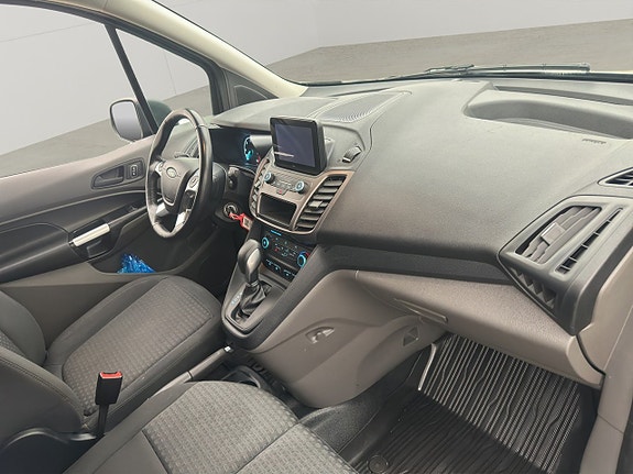Ford Transit Connect 25 of 29