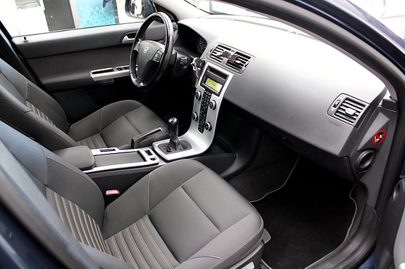 Volvo V50 14 of 23