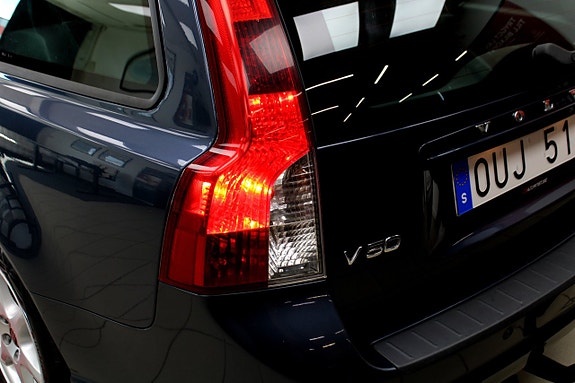 Volvo V50 19 of 23