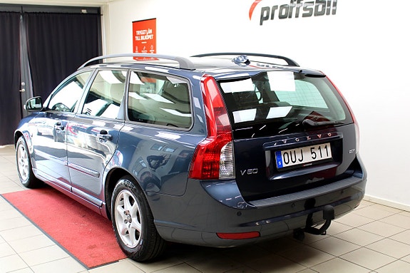 Volvo V50 5 of 23